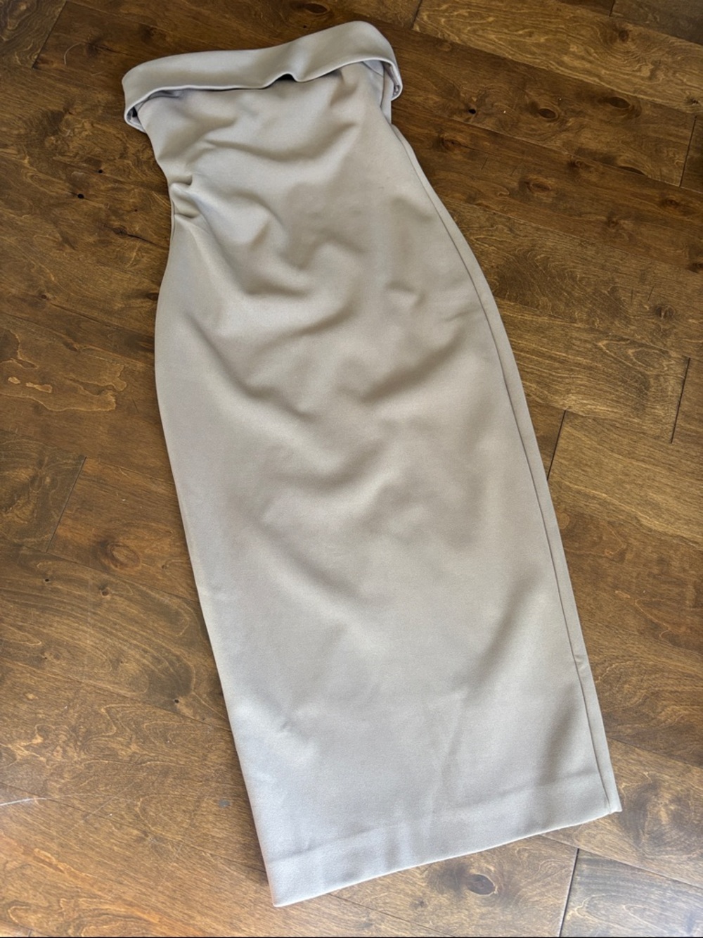 Babaton Beige/gray Strapless Midi Dress
